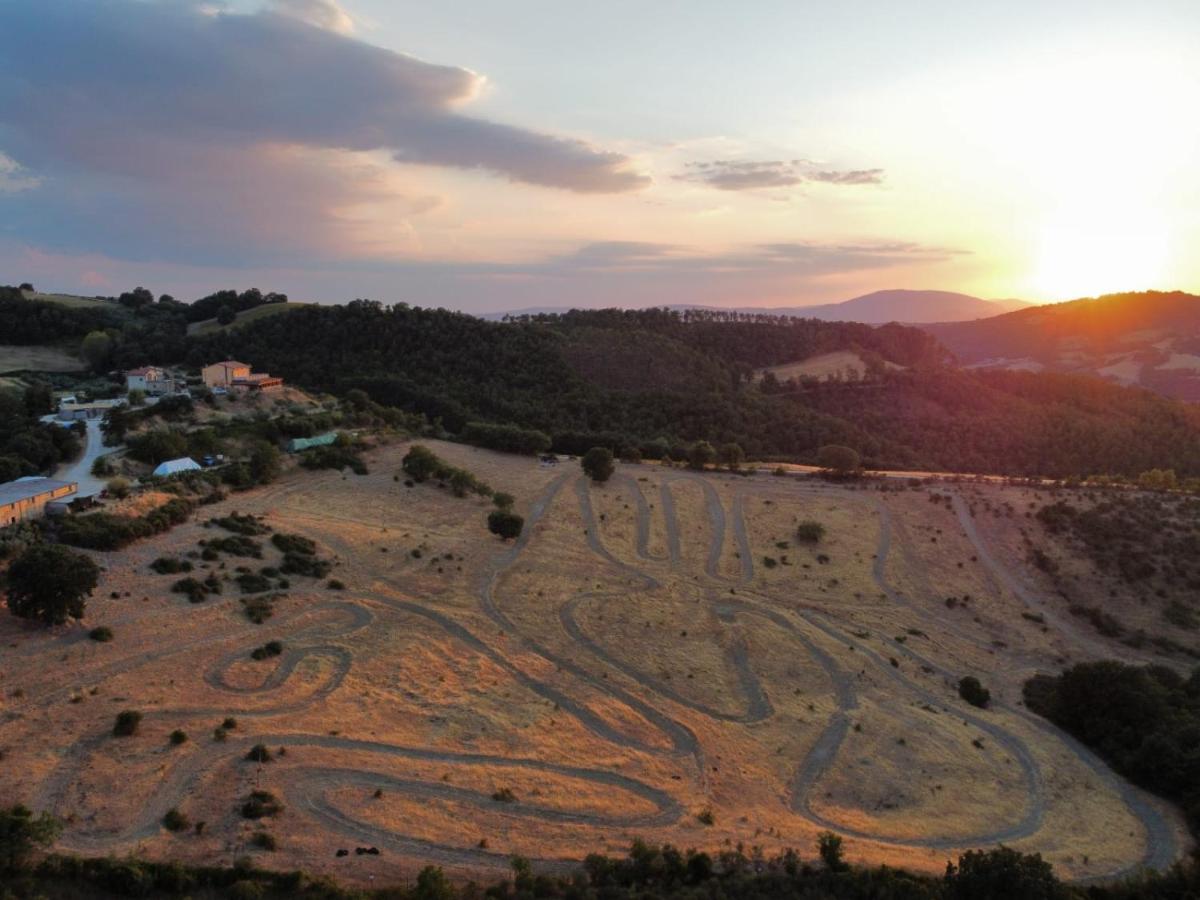 Agriturismo La Terrazza Valfabbrica Buitenkant foto