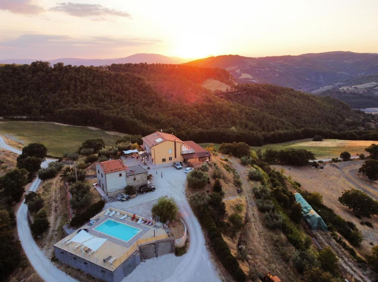 Agriturismo La Terrazza Valfabbrica Buitenkant foto
