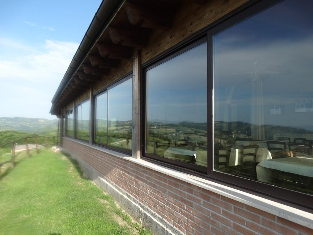 Agriturismo La Terrazza Valfabbrica Buitenkant foto