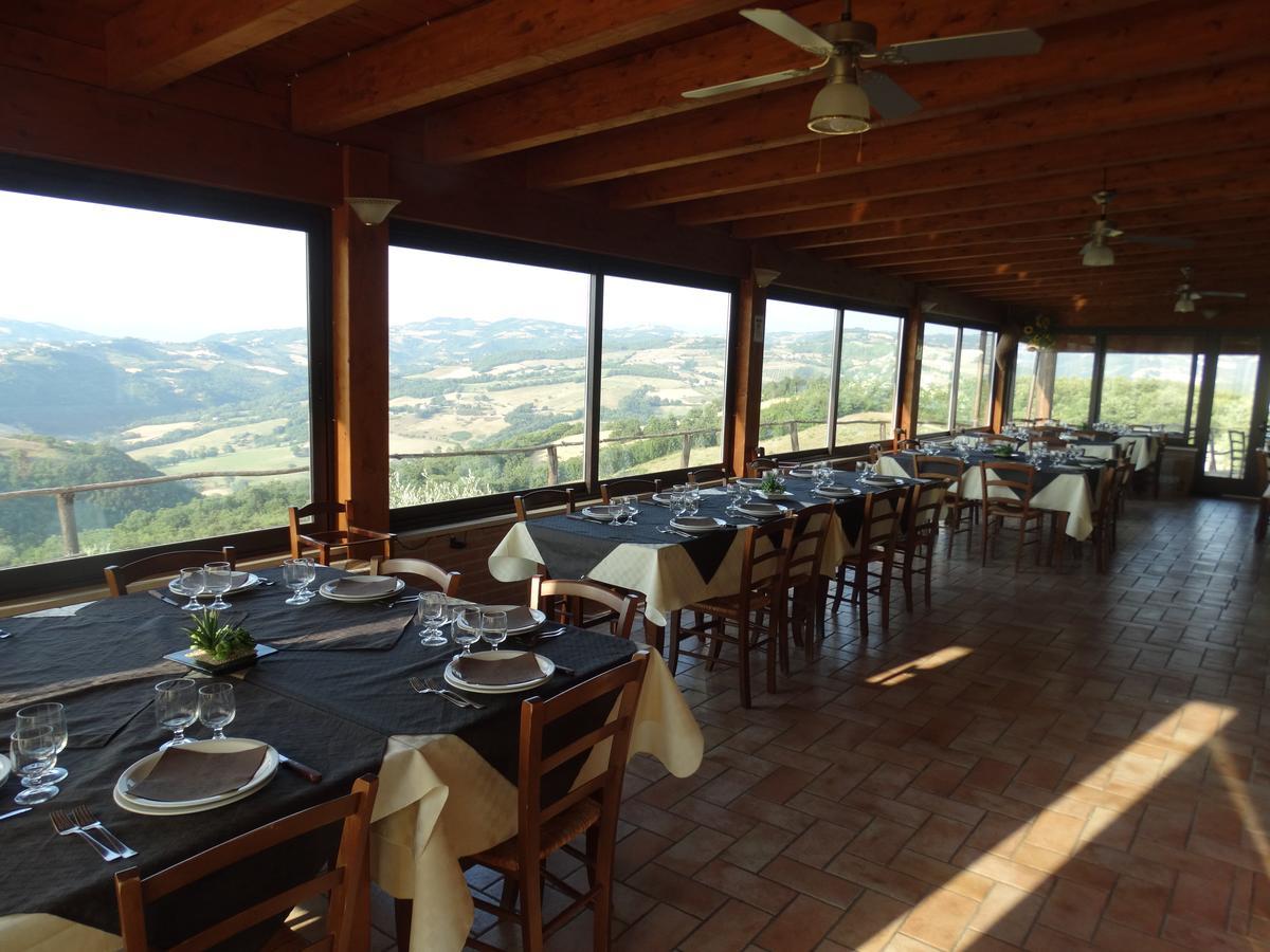 Agriturismo La Terrazza Valfabbrica Buitenkant foto